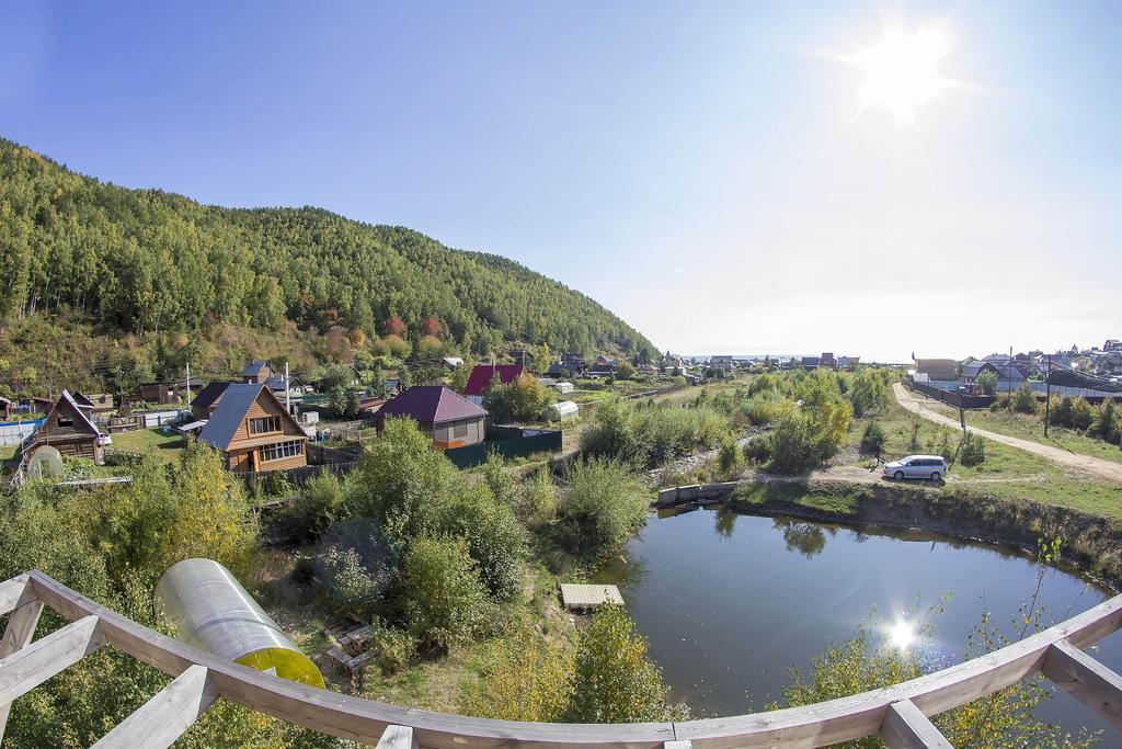 Hotel Obitayemiy Ostrov Listwjanka Exterior foto